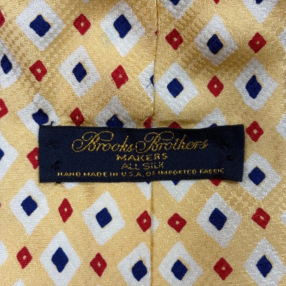 Brooks Brothers Makers Necktie Silk Geometric Diamond Yellow USA Hand Made